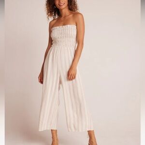 NEW BELLA DAHL Smocked Strapless Jumpsuit - Playa Sand Stripe Size: